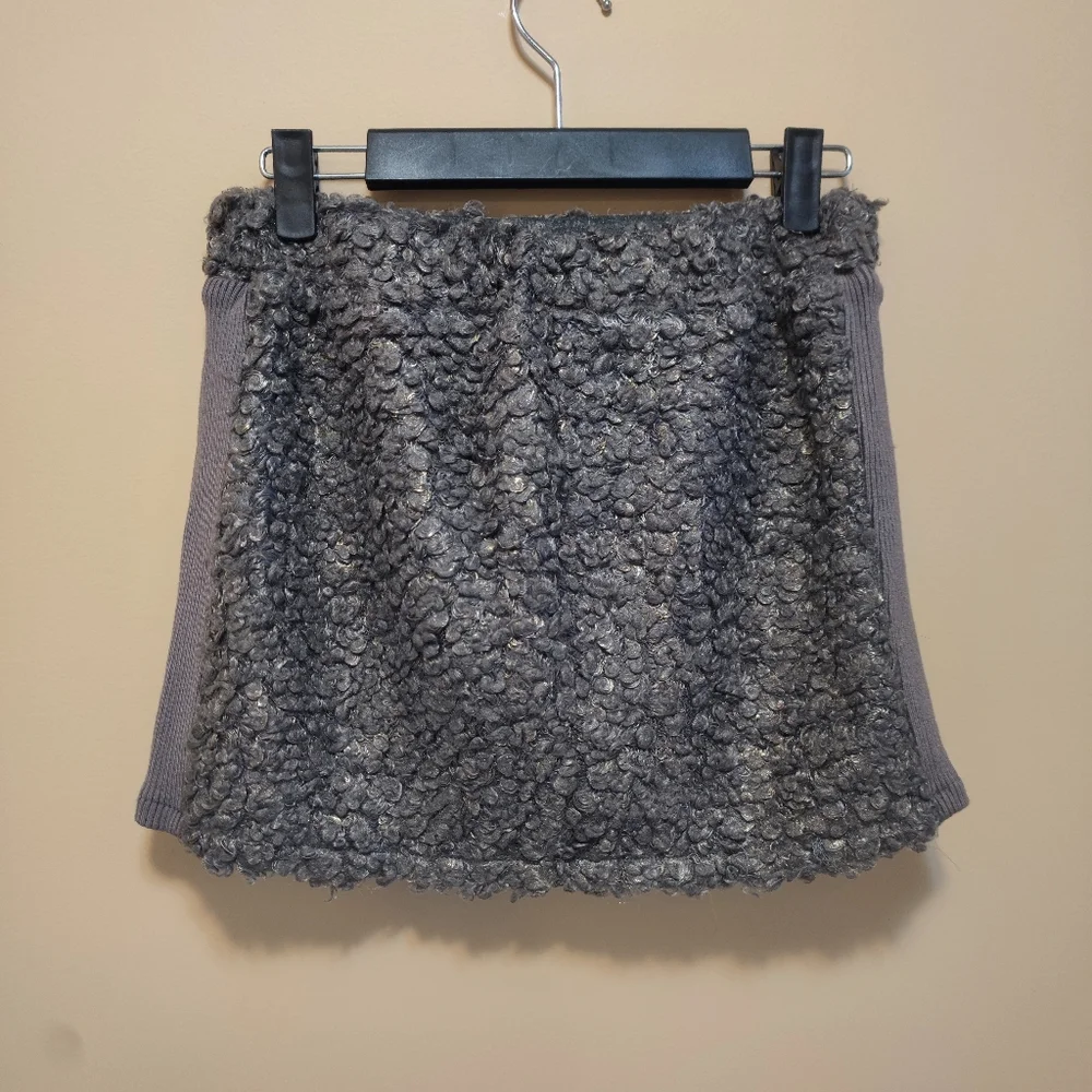 Spring / Fall Mini Skirt - Picture 6 of 12